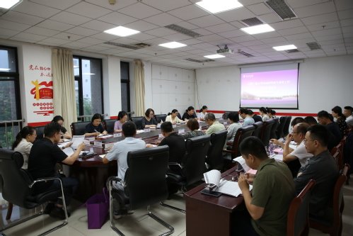 相关文章校玩球体育官网安全访问副书记