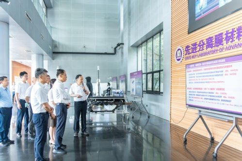 市委玩球体育最新版下载工委书记谢元来